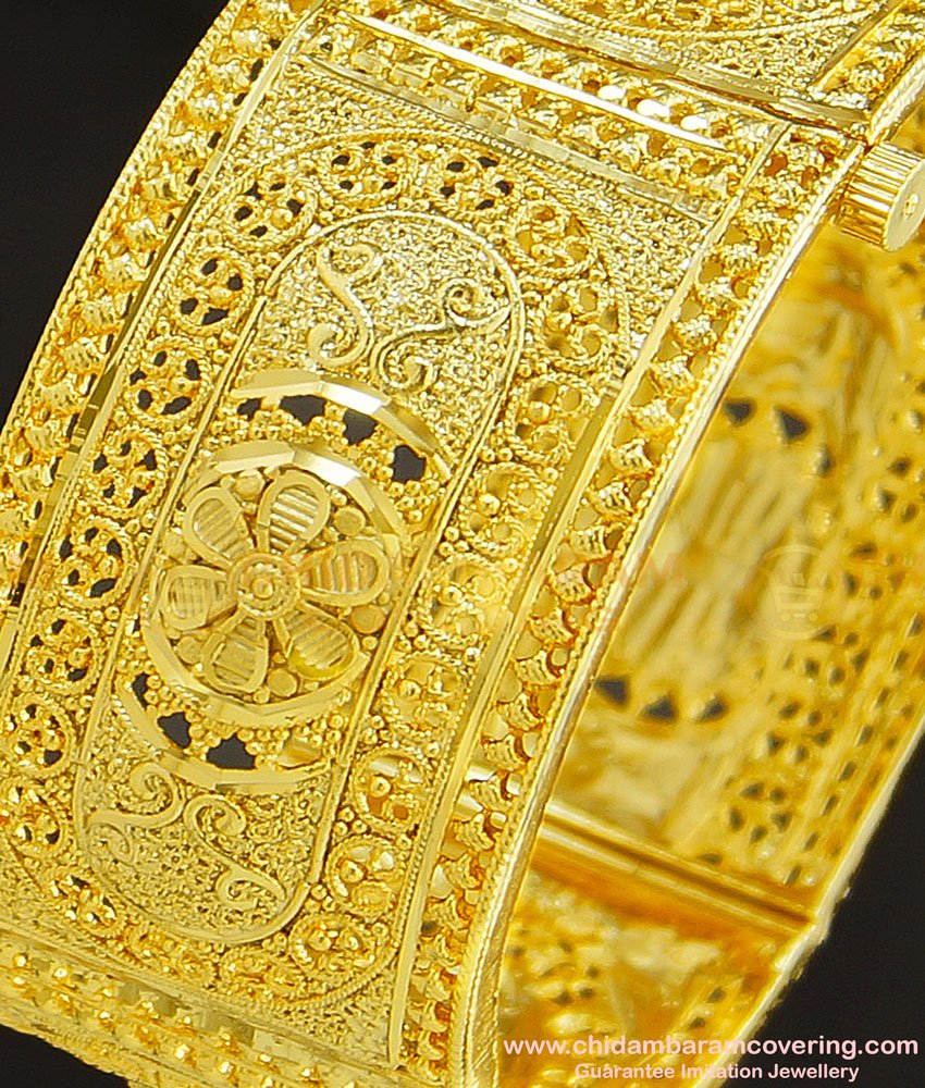 BNG251 - 2.6 Size Bridal Wear Gold Look Screw Bangle Guarantee Gold Kada Design for Ladies