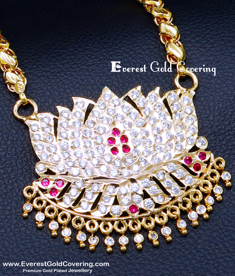 thamarai dollar chain, lotus dollar chain, thamarai gold dollar designs, traditional lotus pendant gold, chain with pendant, chain with pendant gold, gold dollar chain for ladies, impon dollar chain, impon chain with pendant