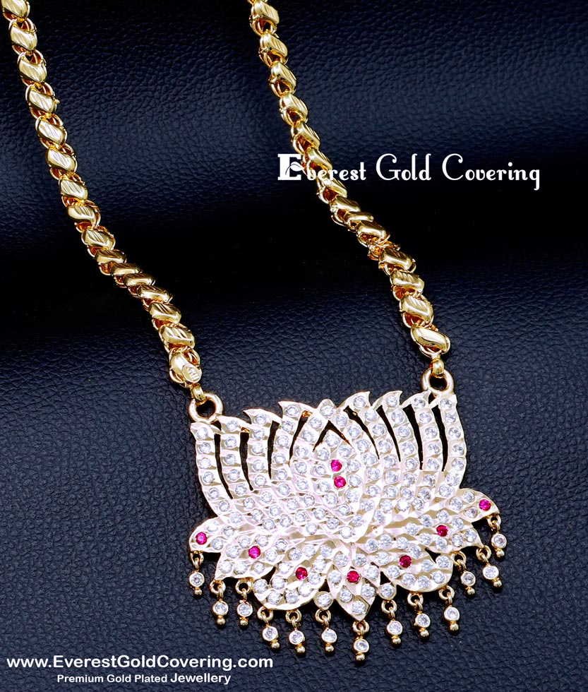 thamarai dollar chain, lotus dollar chain, thamarai gold dollar designs, traditional lotus pendant gold, chain with pendant, chain with pendant gold, gold dollar chain for ladies, impon dollar chain, impon chain with pendant