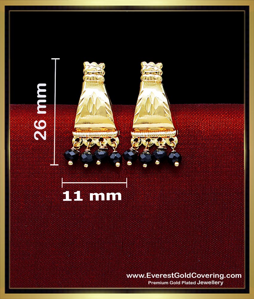 stylish daily wear stud small gold earrings
