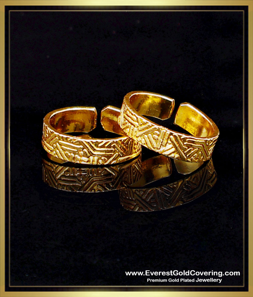 gold toe rings